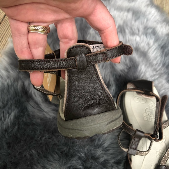 Hi-Tec Sandal, Size 8 - Picture 5 of 8